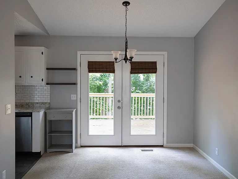 1216 Jacksons Hill Rd — Photo 13