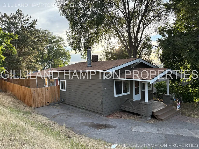 725 SW 7th St — Photo 48