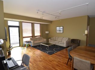 4730 Park Commons Dr UNIT 515, Saint Louis Park, MN 55416