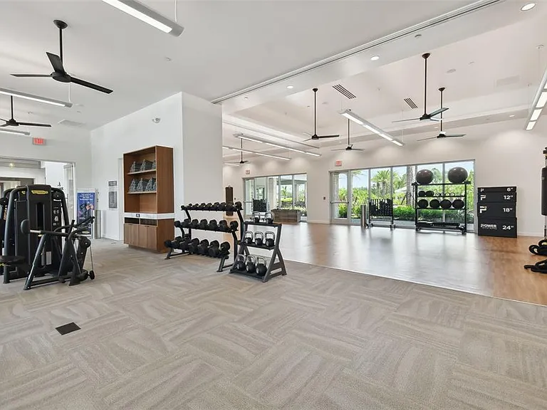 4647 Garofalo Rd — Photo 54
