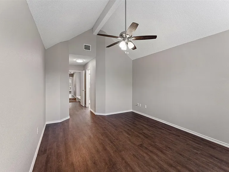11831 Meadowchase Dr — Photo 21