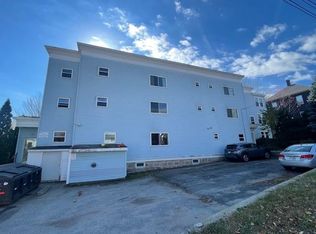 2 Wentworth Ave, Gorham, NH 03581