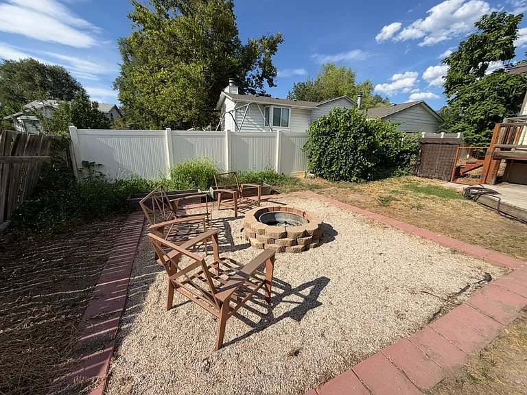 10680 S Carrington St — Photo 43