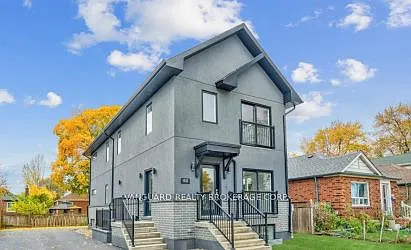 1937 Lawrence Ave W #COACH HOUSE — Photo 8