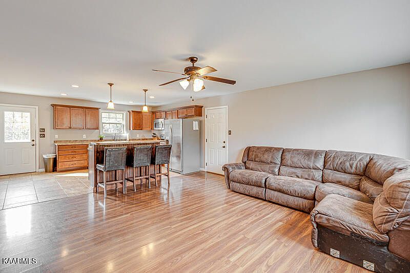 9618 Will Merritt Rd, Strawberry Plains, TN 37871 Zillow