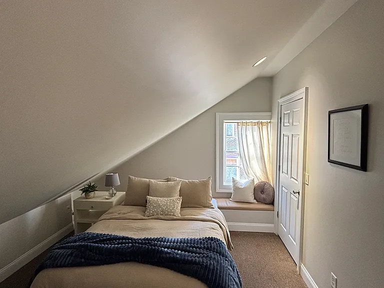 409 Hope St #3 — Photo 11
