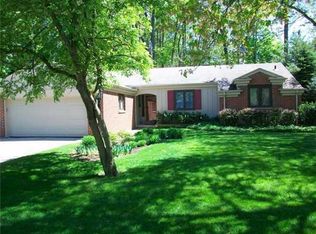 3044 Redington Woods Rd, Toledo, OH 43615