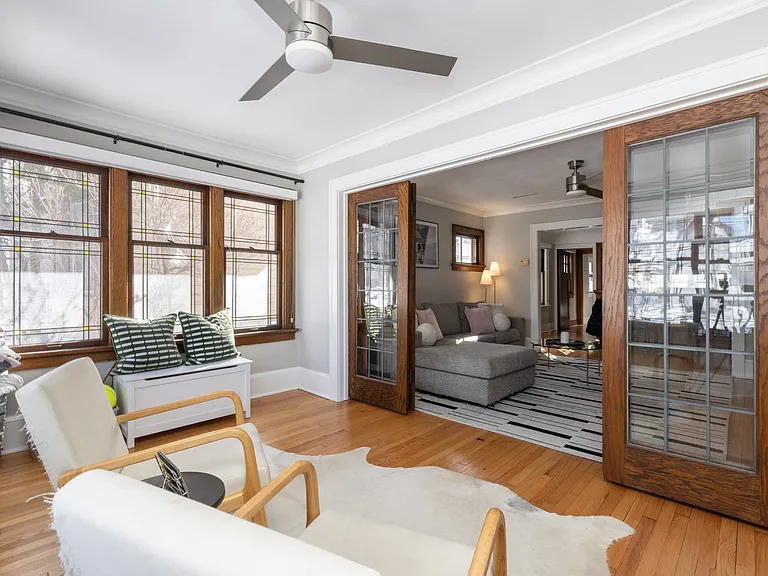 2881 S Wentworth Ave #1 — Photo 3