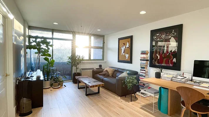 Rented by E Realty International Corp | media 2
