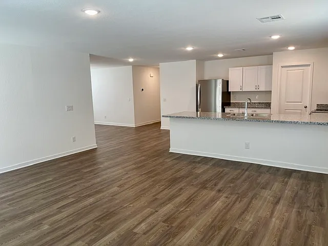 2586 Aaron Pl — Photo 5