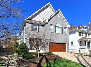 607 21st St S, Arlington, VA 22202