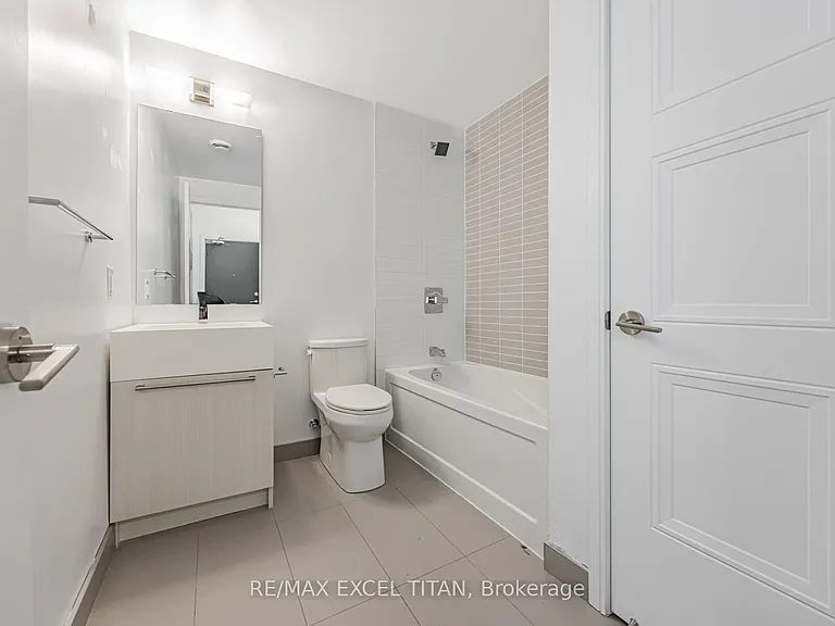 25 Neighbourhood Ln #1012 — Photo 22