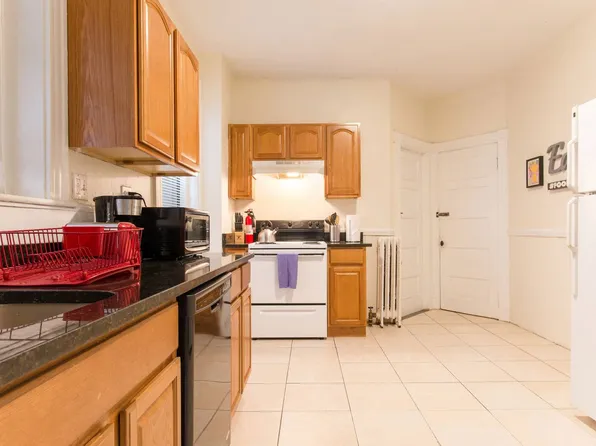 1249 Beacon St, Brookline, MA