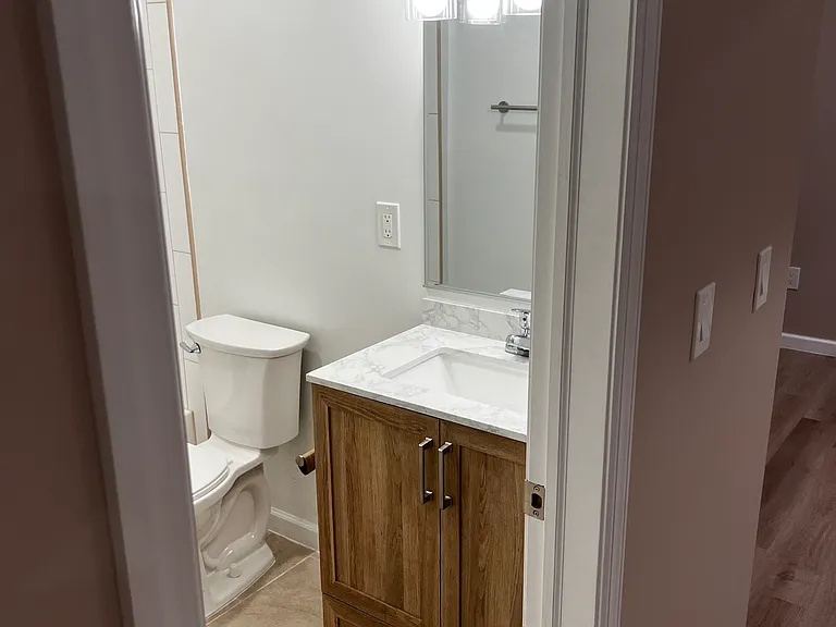 61 N 5th St #B — Photo 17