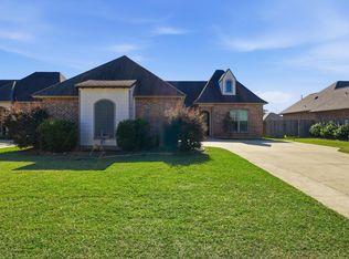 633 Becky Ln, Lake Charles, LA 70605