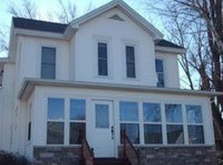 218 E Edgewater St, Cambria, WI 53923