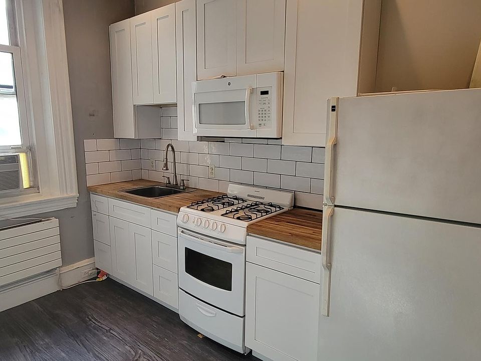 1st image of 1213 Shackamaxon St #1