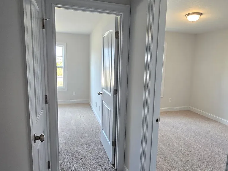 918 Uplands Ln — Photo 27