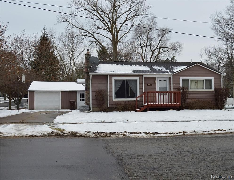 322 E Walnut St, berville, MI 48892 Zillow