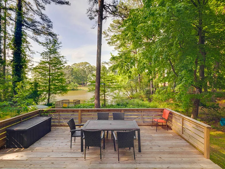540 Kerry Lake Dr — Photo 20