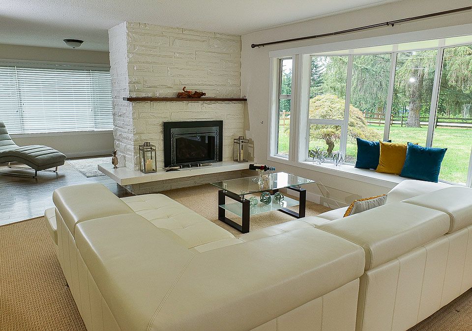 Living room area.