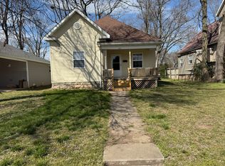 933 W Central St, Springfield, MO 65802