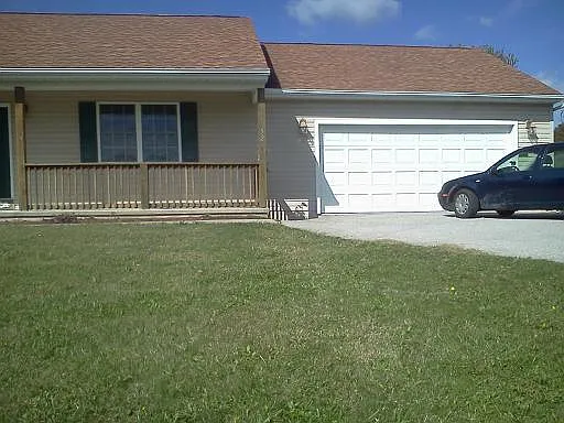 3 bed, 1560 sqft, $1,800 — Photo 2