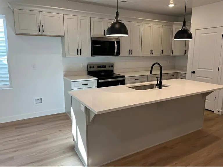 12772 S Petty Ranch Cir #12772 — Photo 2