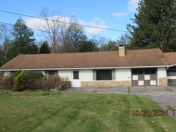 222 Cherry St, Marienville, PA 16239