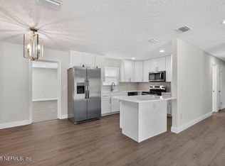 6647 MANHATTAN Drive, Jacksonville, FL 32219