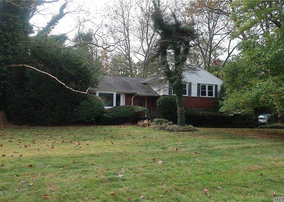 1st image of 4 Rocklyn Ct