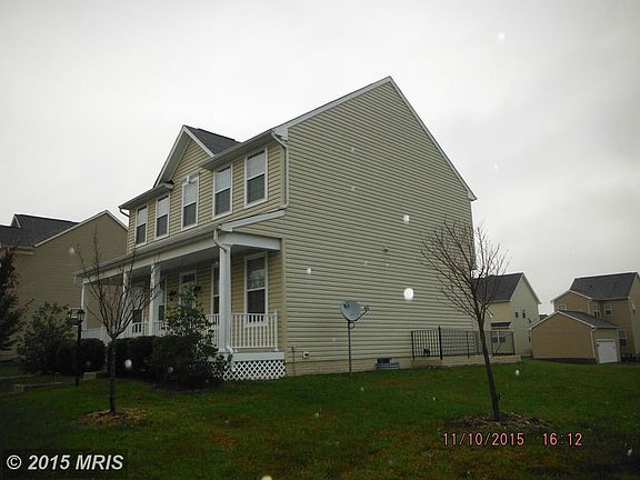 4th image of 102 Leavenworth Ct