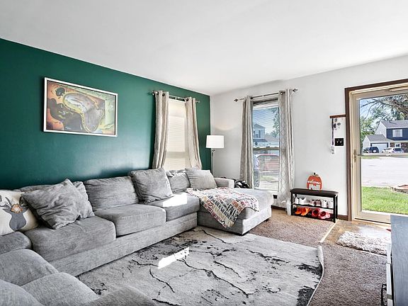 4th image of 6015 Polk Ct