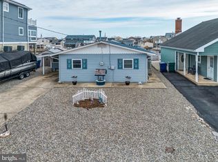 11 S Los Angeles Dr, Little Egg Harbor, NJ 08087