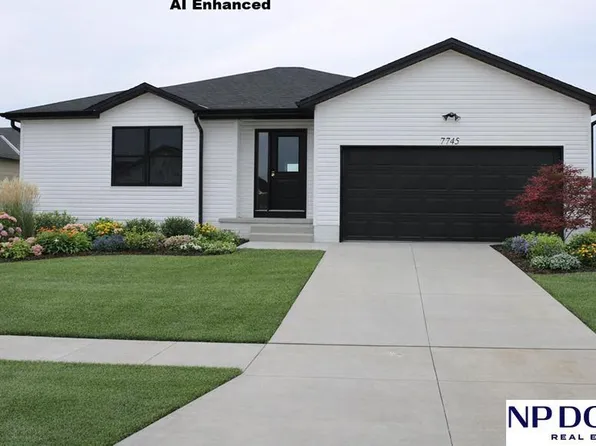 2425 58th St, Lincoln, NE 68524