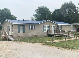 2311 W Saint Clair St, Vandalia, IL 62471
