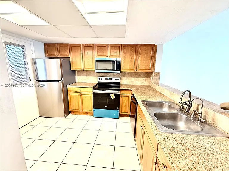 1591 NE Miami Gardens Dr #205 — Photo 18