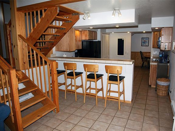 5th image of 722 Doris Dr