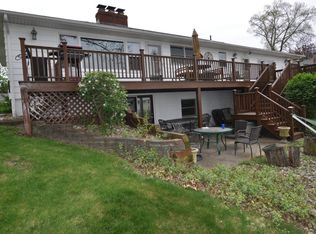 11536 E Indian Lake Dr, Vicksburg, MI 49097