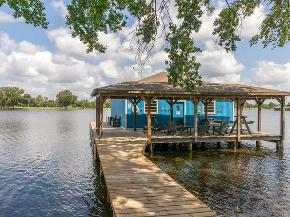 22718 Shell Shore Dr, Bullard, TX 75757