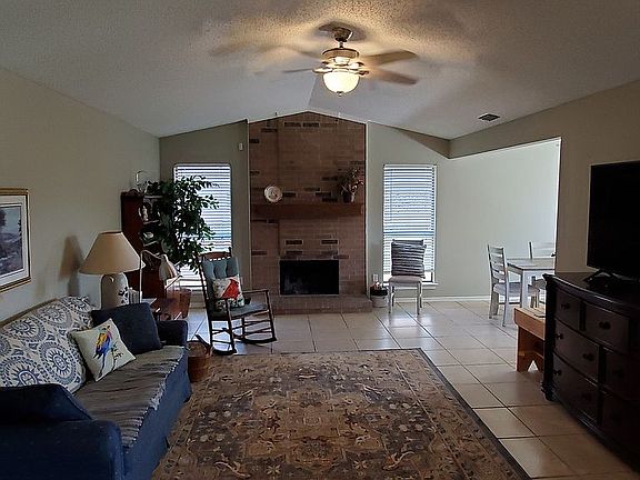 5th image of 5009 Nocona Ln