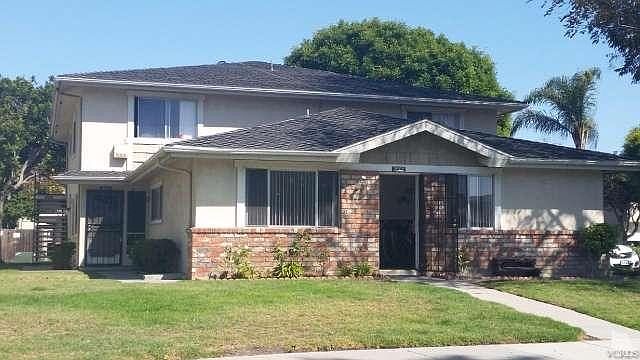 1st image of 2604 N Victoria Ave