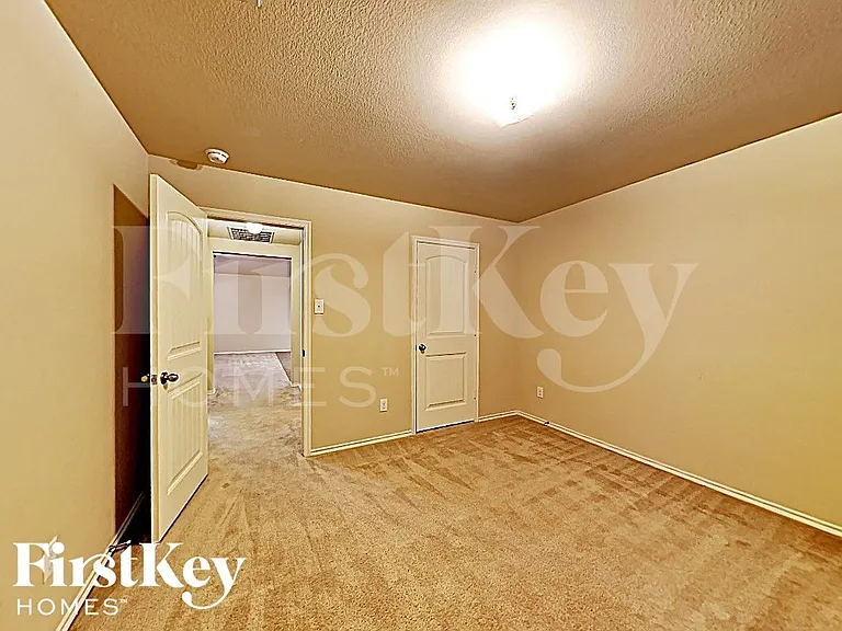 1413 Waco Turner — Photo 11