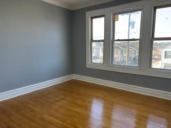 702 S 19th St APT 2R, Newark, NJ 07103