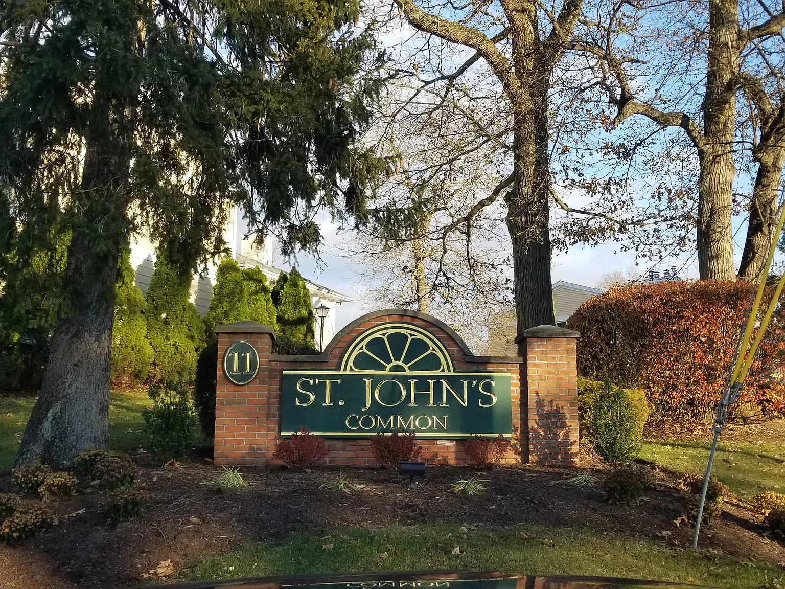 2 bed, 1.5 bath, 1224 sqft, $2,200 — Photo 1