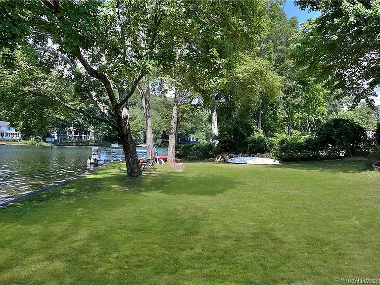 151 Sasapequan Rd — Photo 22