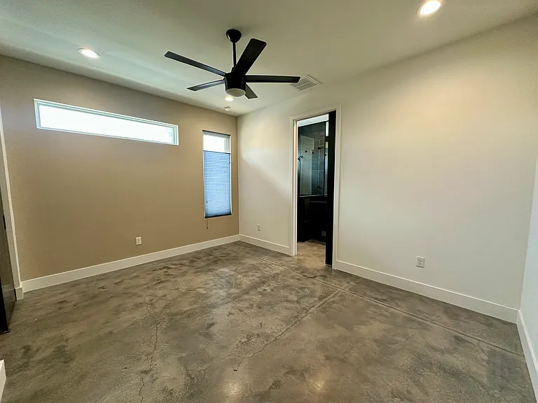 2835 Fairfield Ave S — Photo 13