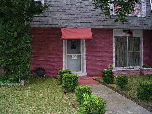 1st image of 4406 SHAKERTOWN AVE #0