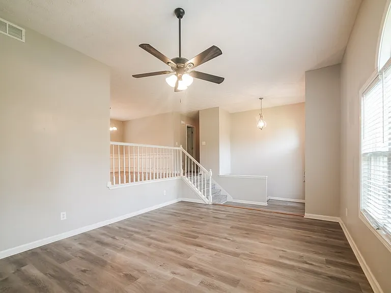 124 S Winds Dr — Photo 6