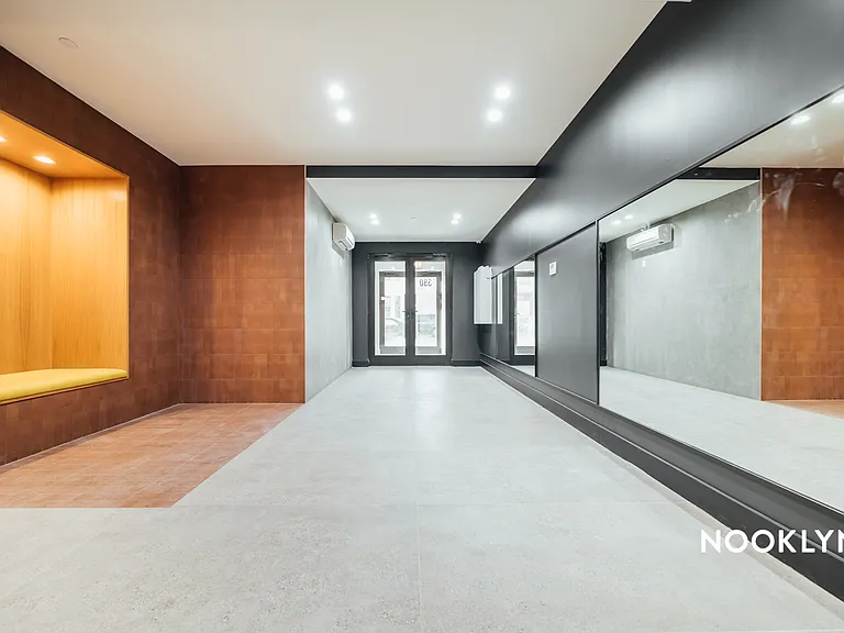 380 Grove St #3C — Photo 11
